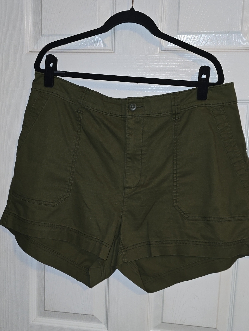 Old Navy Olive Green High-Rise Bermuda Shorts with Front Pockets